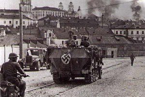 Nazi troops entering Minsk, Огту 1941
