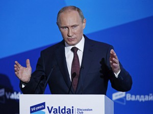 Vladimir Putin speaks to the participants of 'Valdai' International Discussion Club,  September 19, 2013. Photo: Reuters
