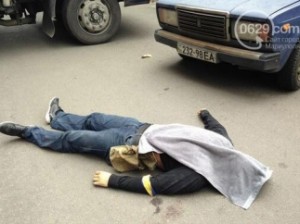 A civilian victim of Ukrainian "counter-terrorist operation" in Mariupol, May 9, 2014.