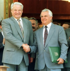 Boris Yeltsin and Leonid Kravchuk in 1992