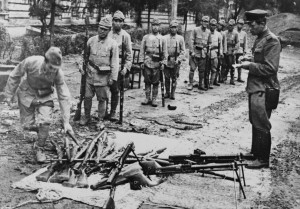 Japanese soldiers surrendering their weapons to Soviet Army, northeastern China, Aug 1945. Source: US LIbrary of Congress