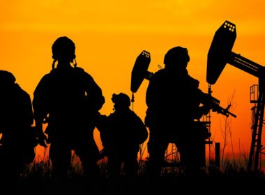 soldiers_oil_war_resources