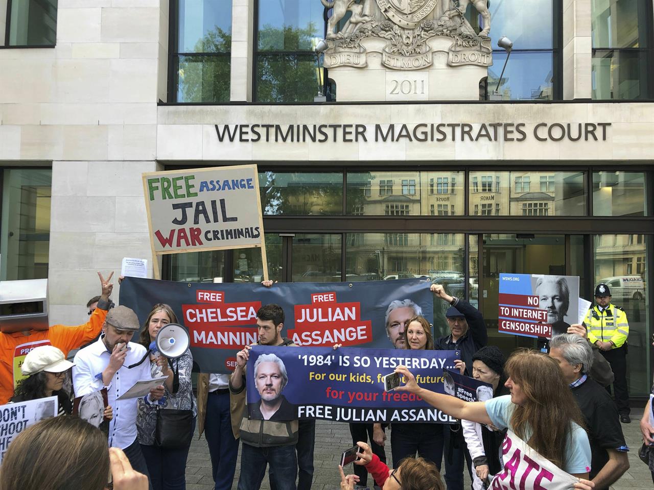 Assange at Westminster Magistrates