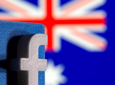 Facebook unfriends Australia