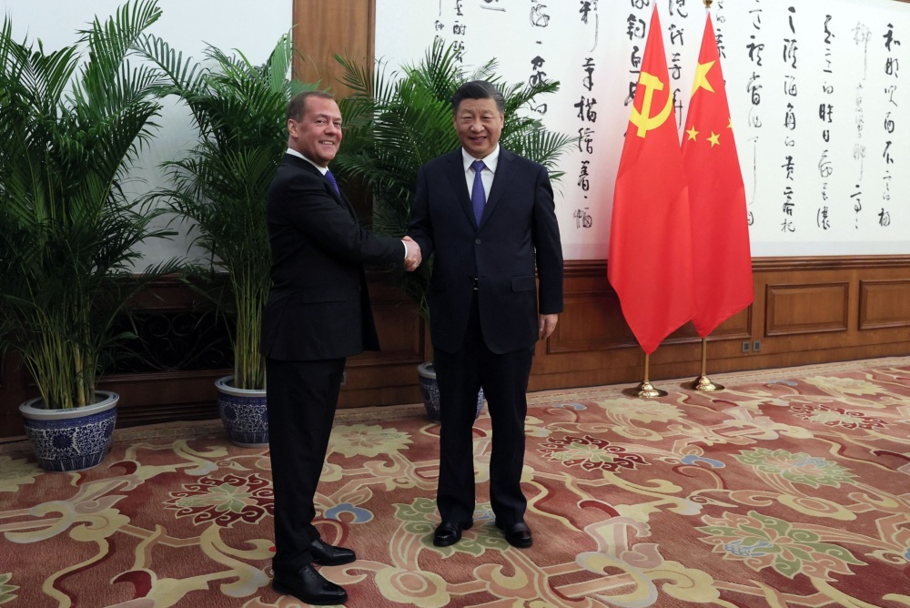 Medvedev with Xi Jinping