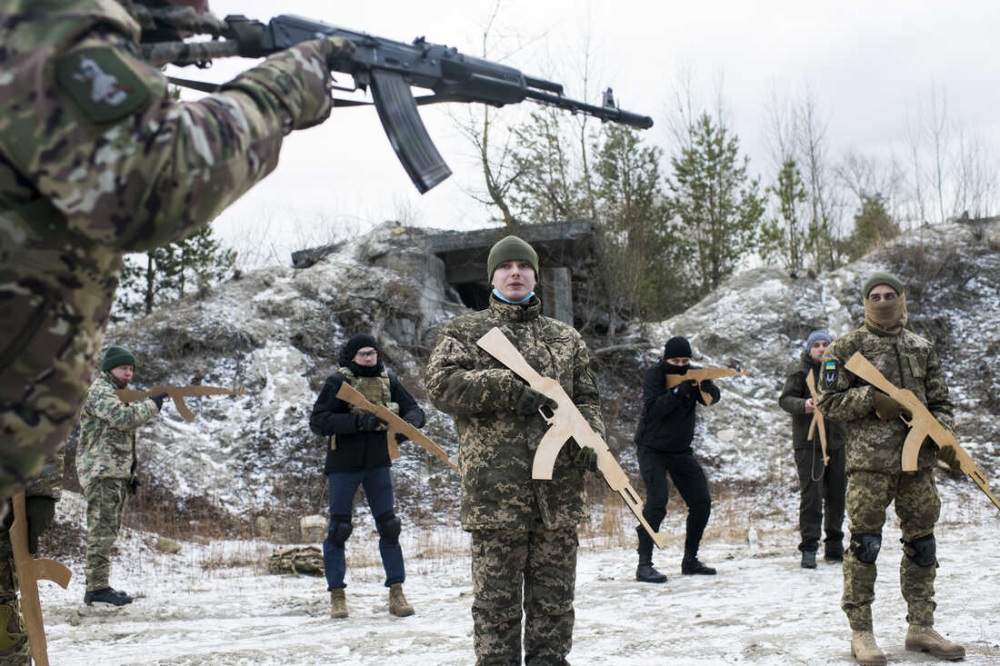 Ukrainians to invade Russia
