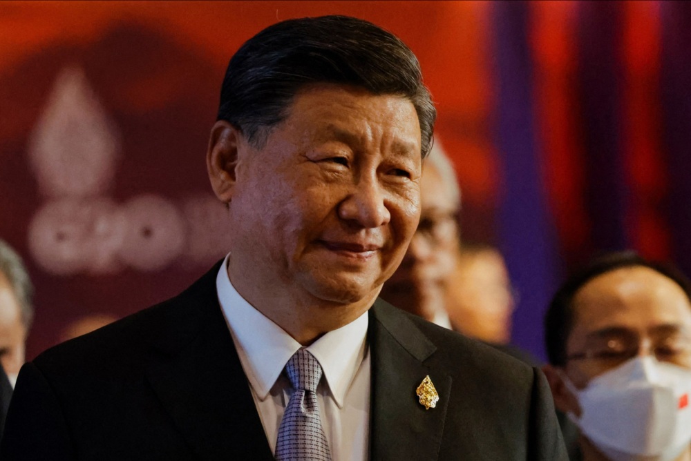 Xi Jinping smiling