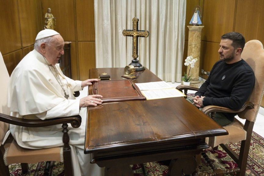 Pope Francis amd Zelensky
