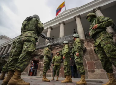 Ecuador quasi civil war