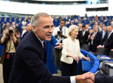 Carney-von-der-Leyen-associate-membership=Strasbourg-ovation